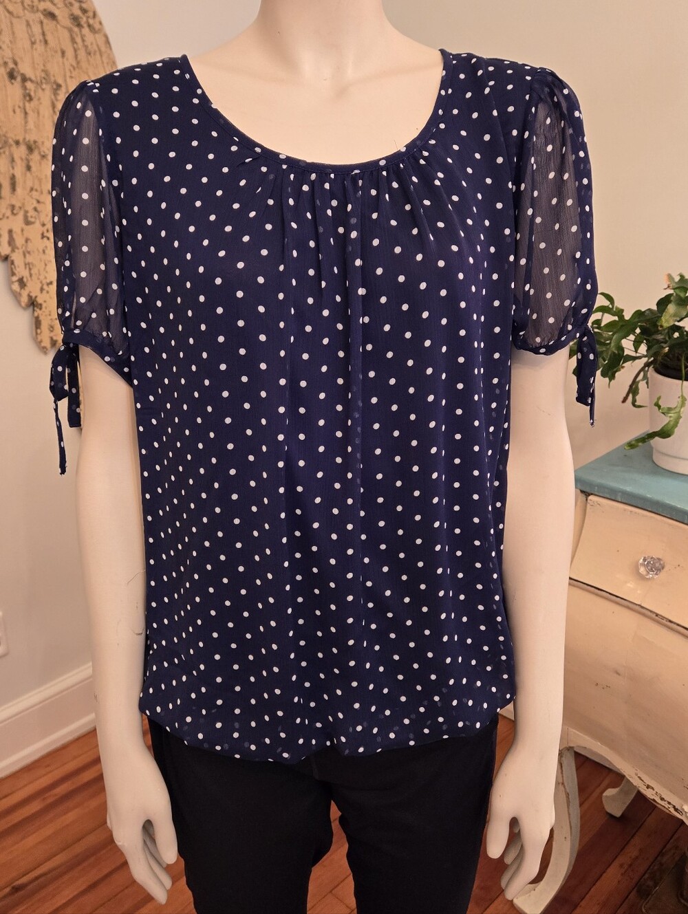 Tamara H Navy/White Polka Dot Short Sleeve Blouse Large